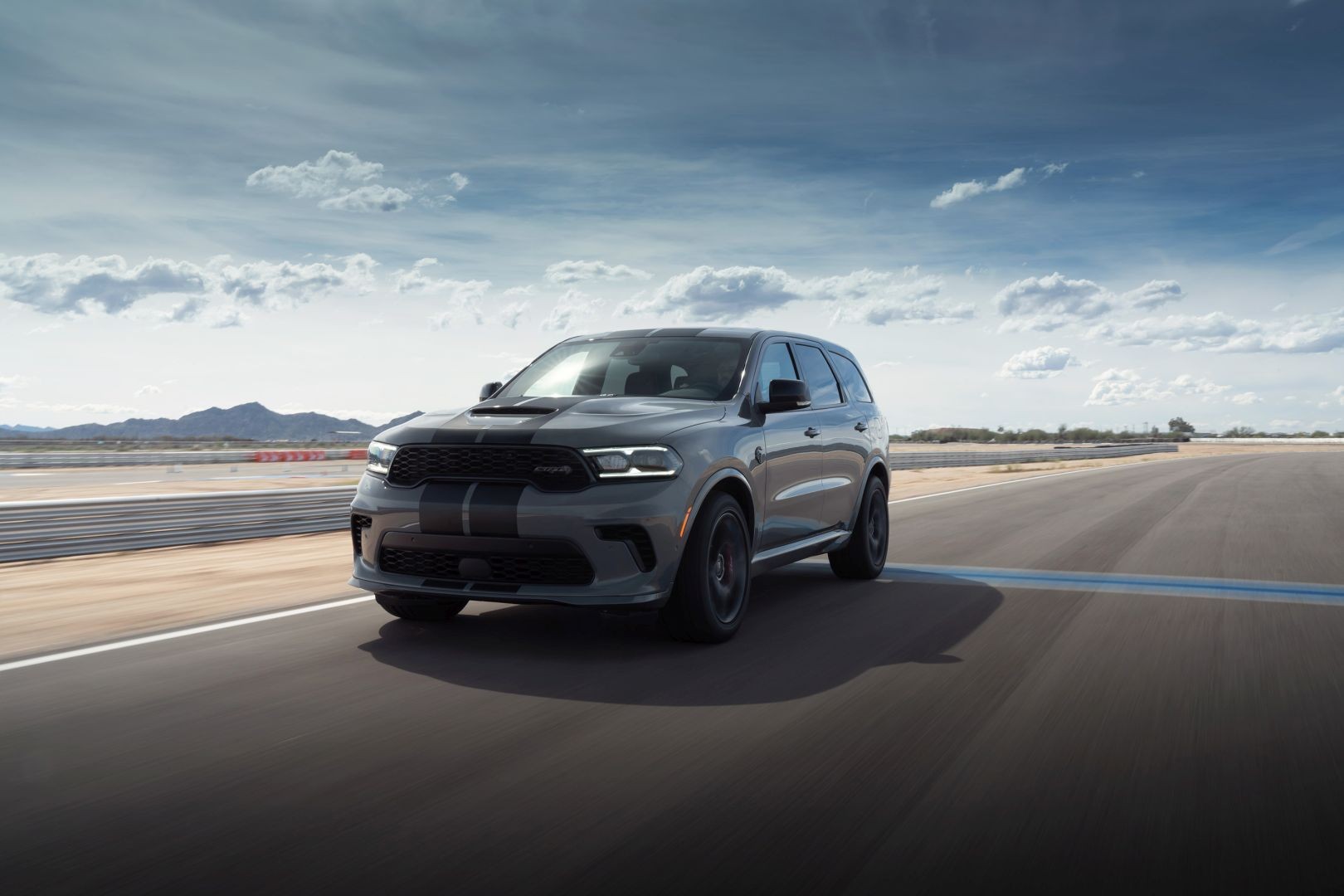 Dodge Durango Srt photo 7