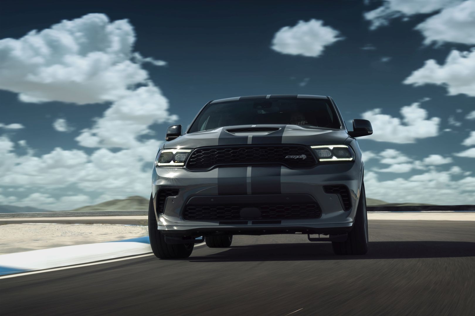 Dodge Durango Srt photo 18
