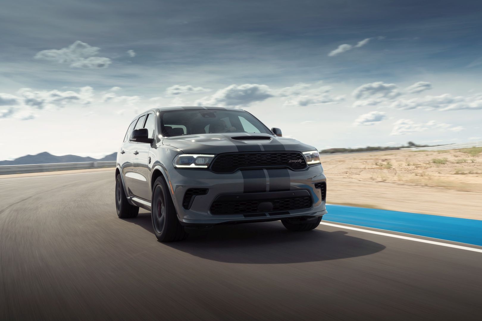 Dodge Durango Srt photo 19
