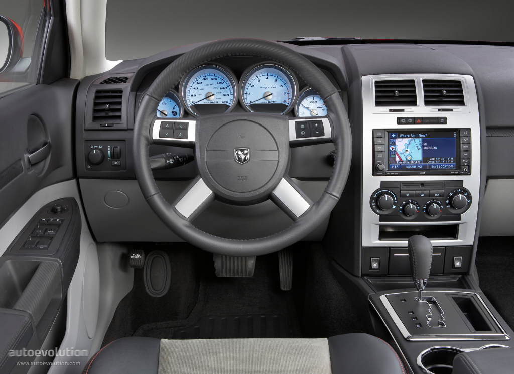 Dodge Magnum Srt8 photo 4