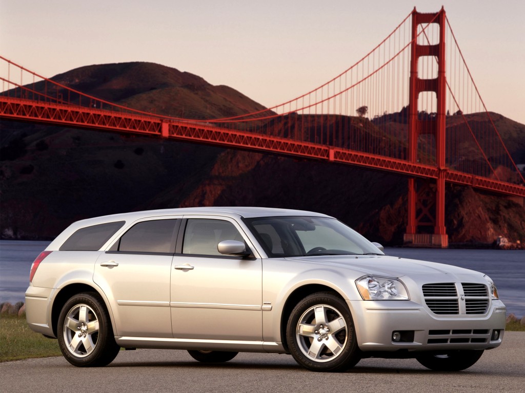 Dodge Magnum photo 9
