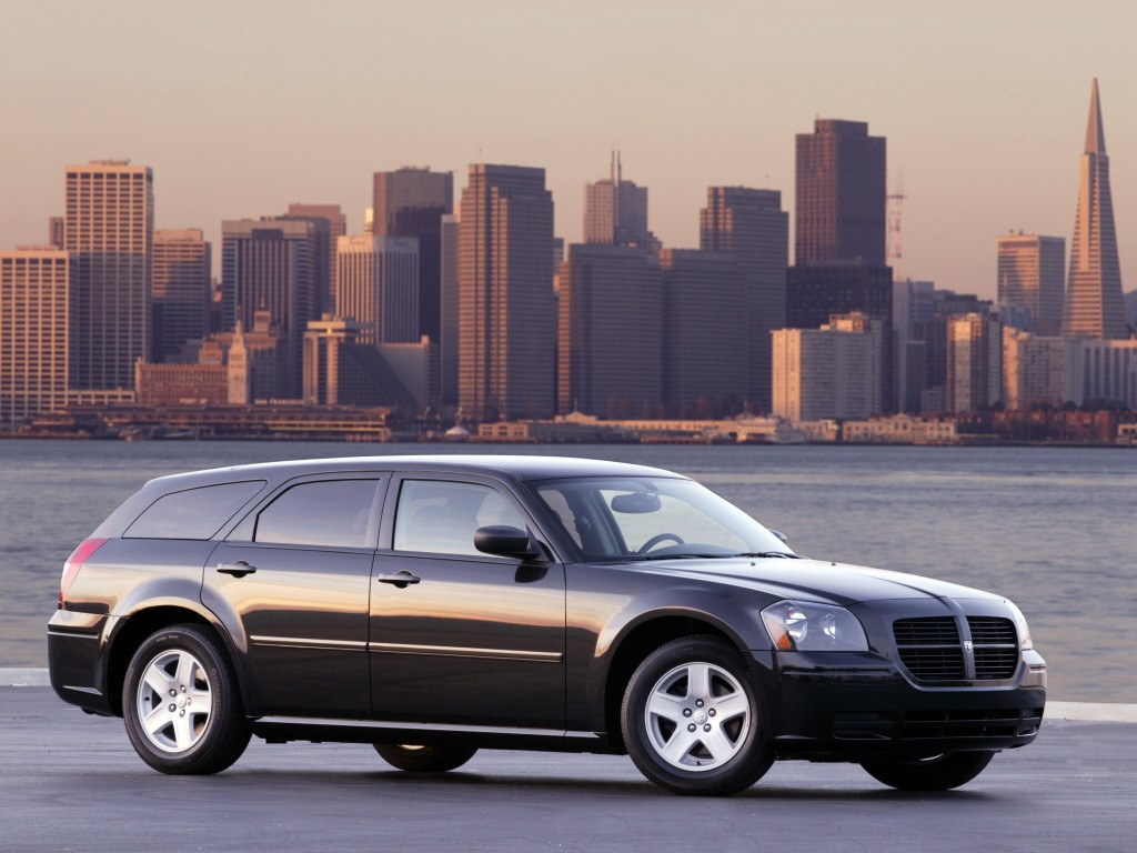 Dodge Magnum photo 12