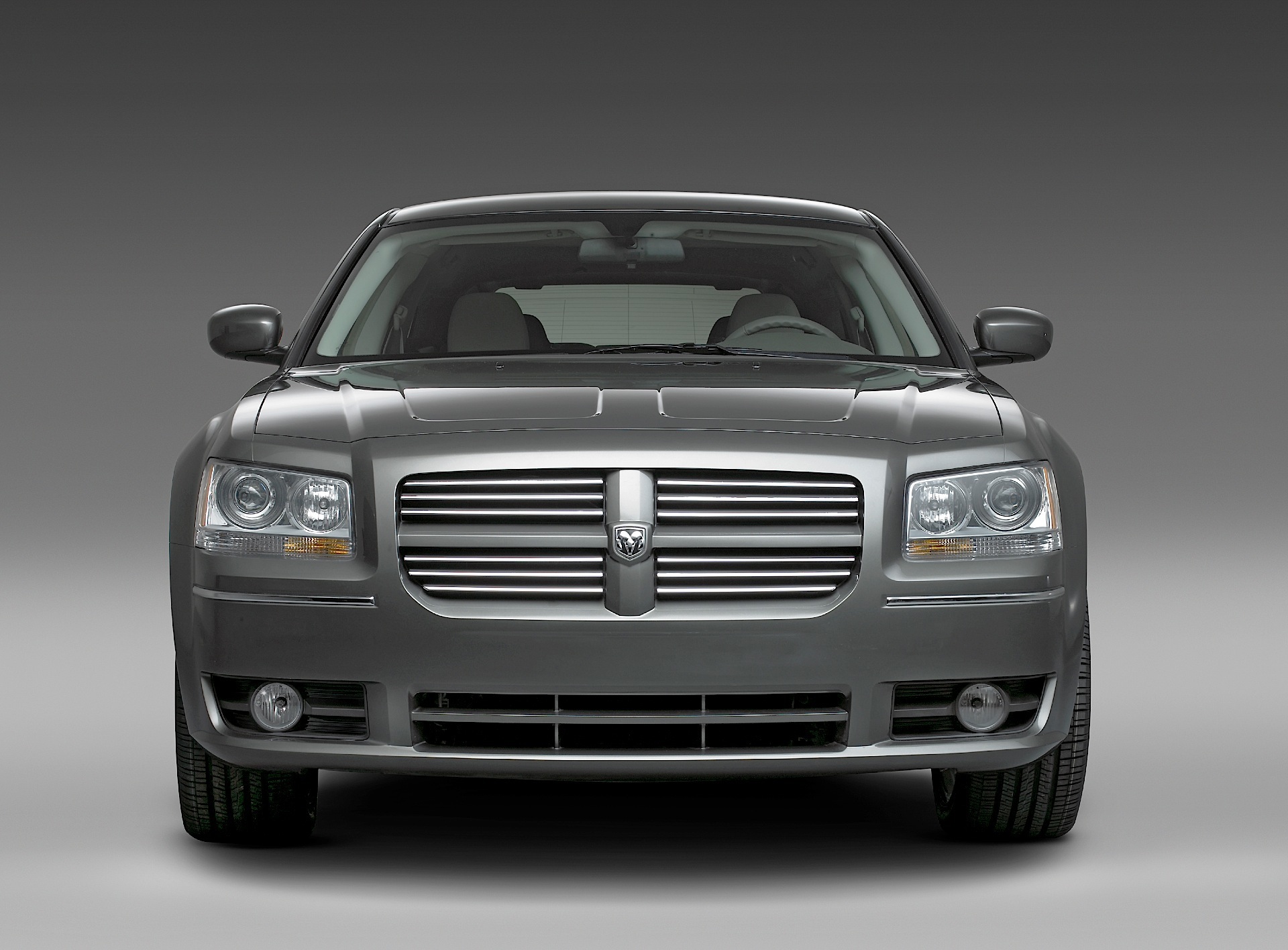 Dodge Magnum photo 7