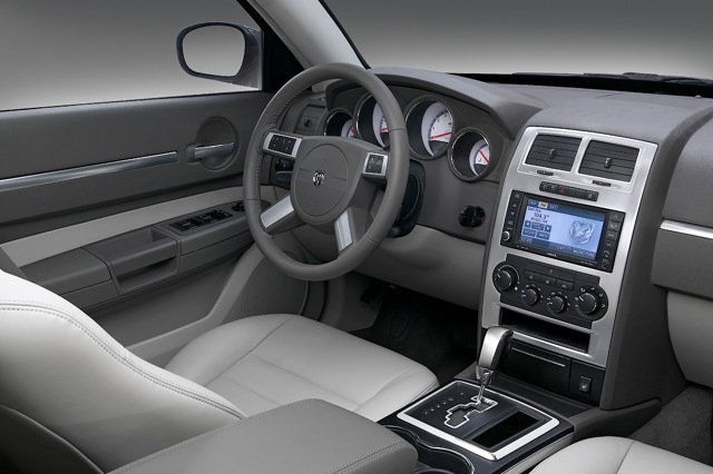 Dodge Magnum photo 14