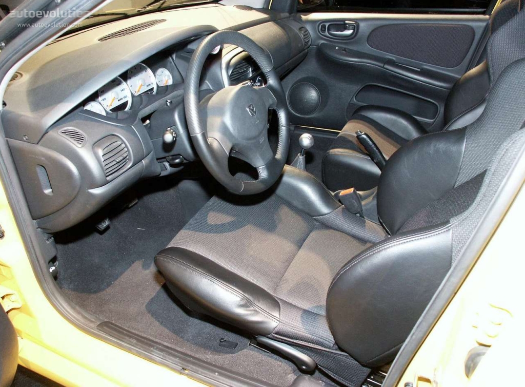 Dodge Neon photo 6