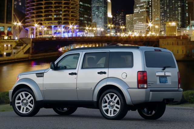 Dodge Nitro photo 11