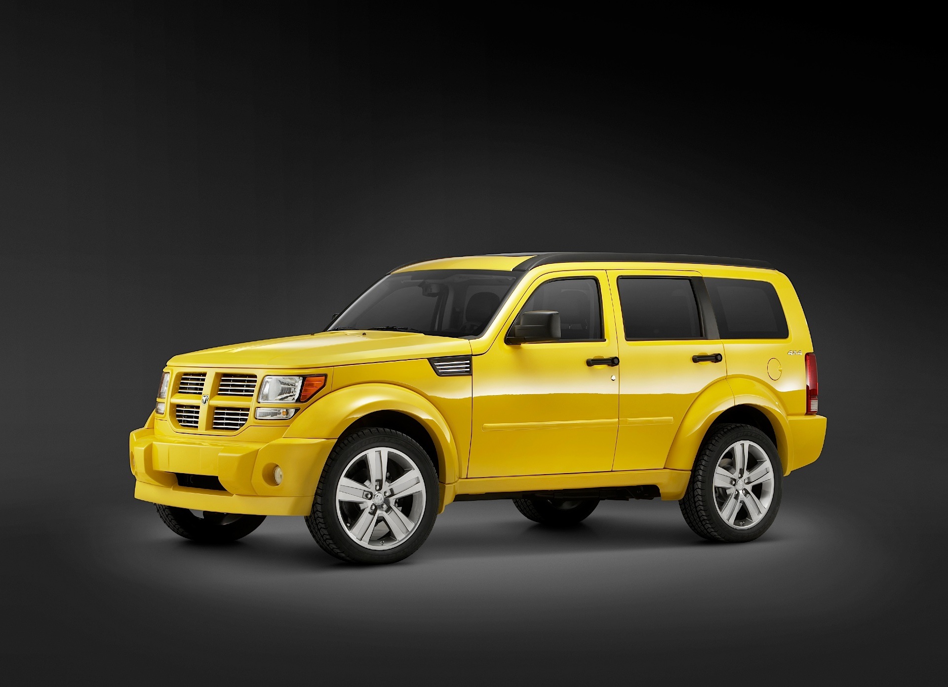 Dodge Nitro photo 13
