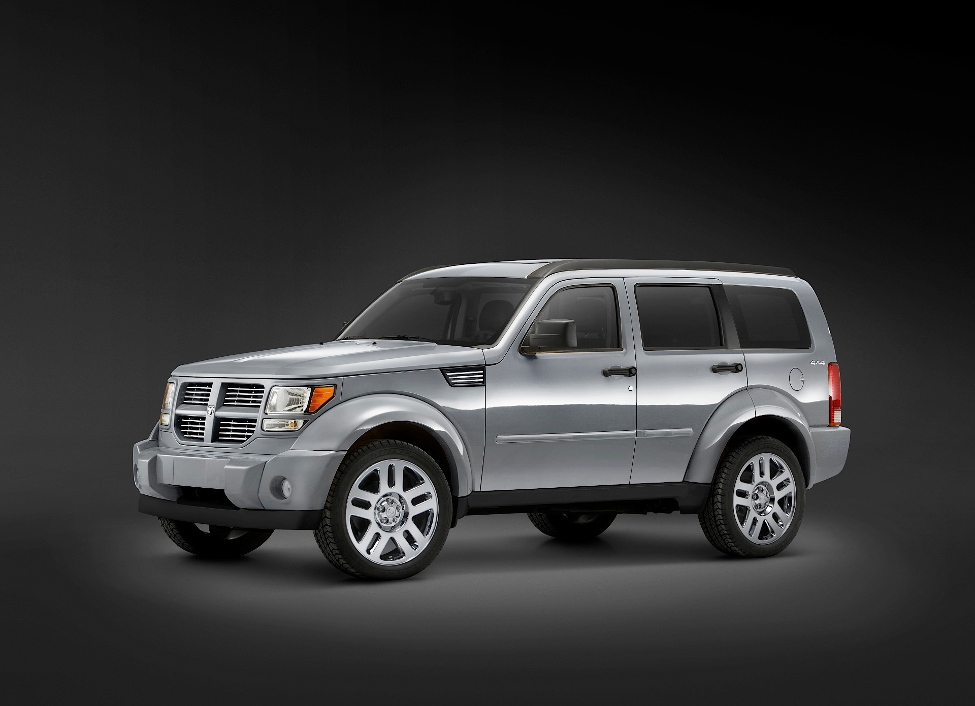 Dodge Nitro photo 17