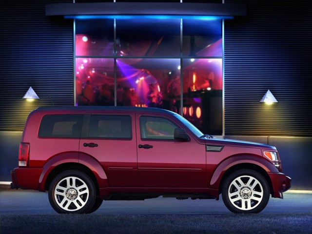 Dodge Nitro photo 29