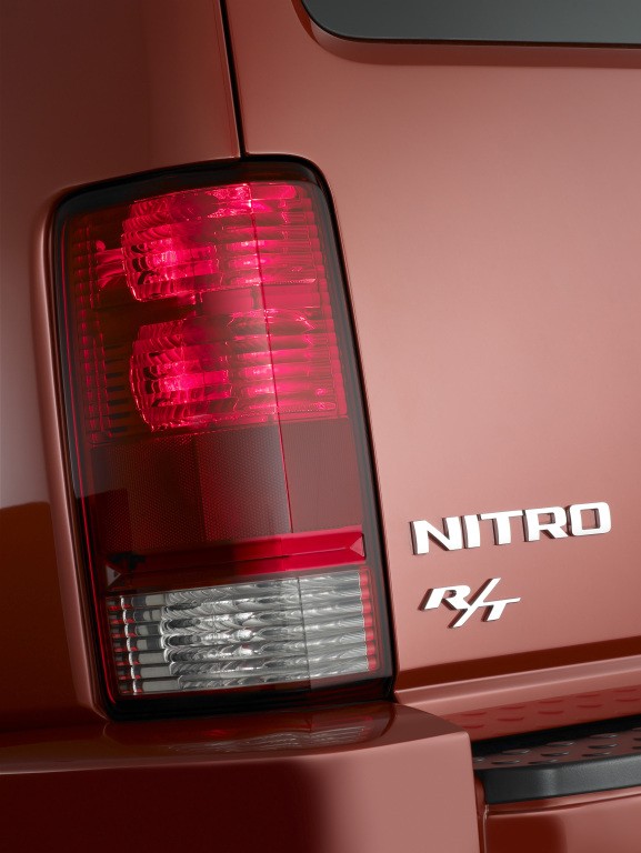 Dodge Nitro photo 52