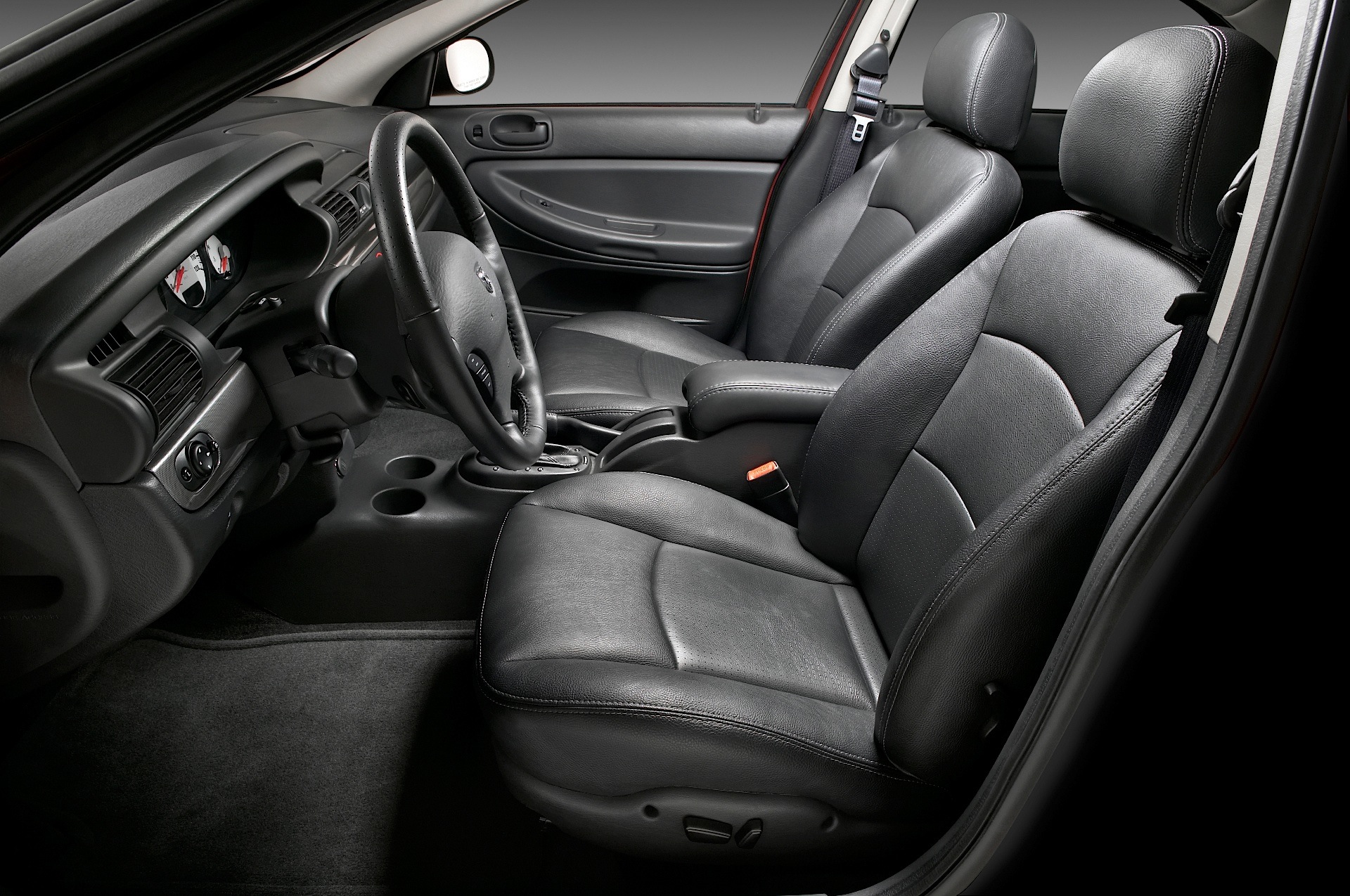 Dodge Stratus Coupe photo 7