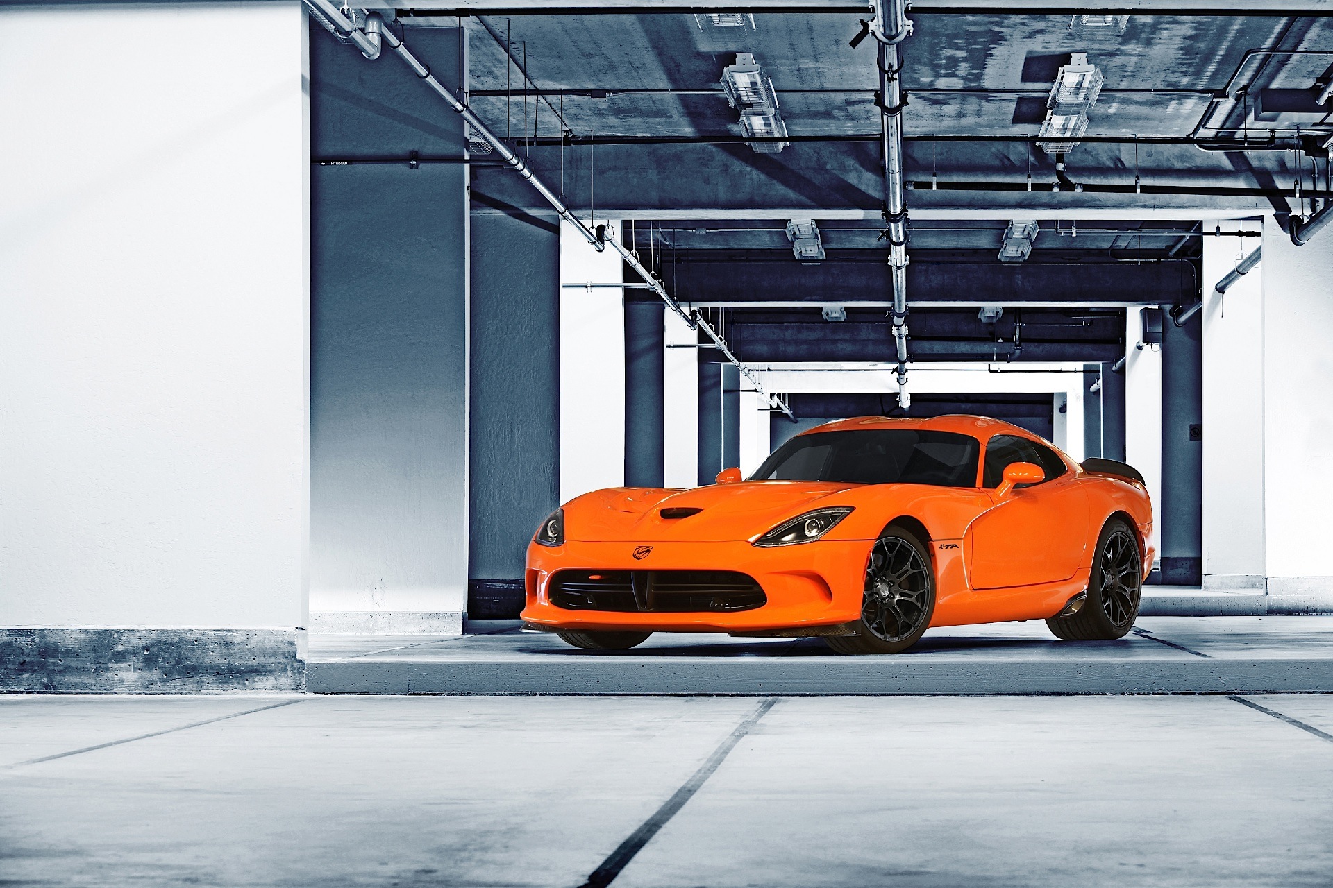 Dodge Viper photo 16