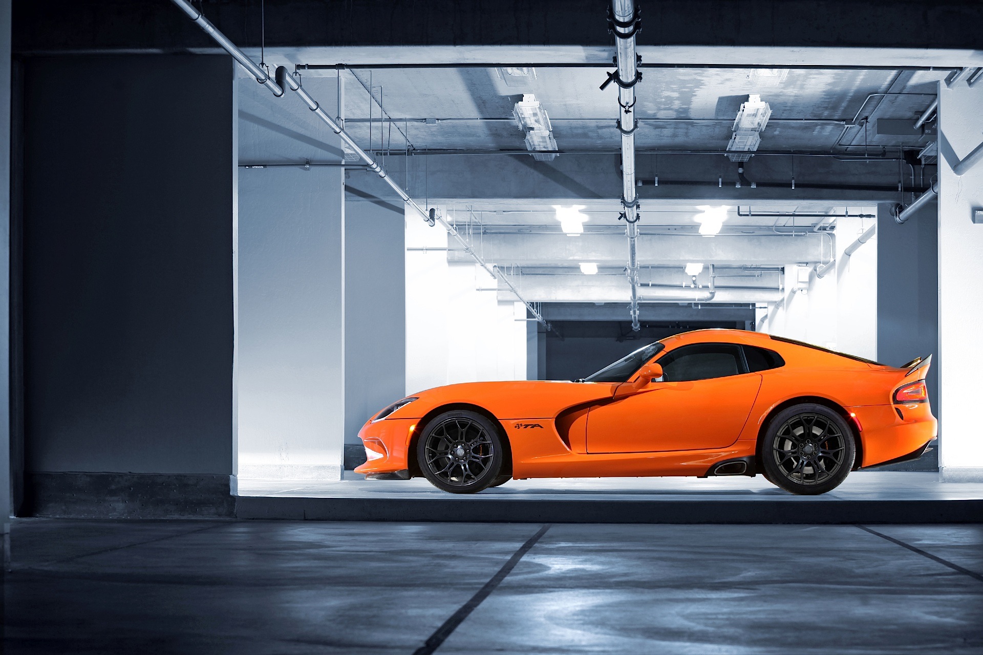 Dodge Viper photo 17