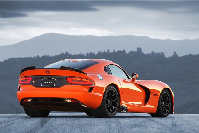Dodge Viper photo 18