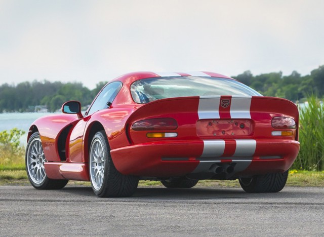 Dodge Viper photo 6