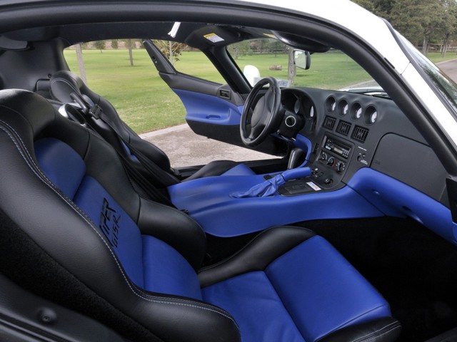 Dodge Viper photo 30
