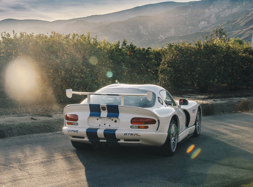 Dodge Viper photo 21
