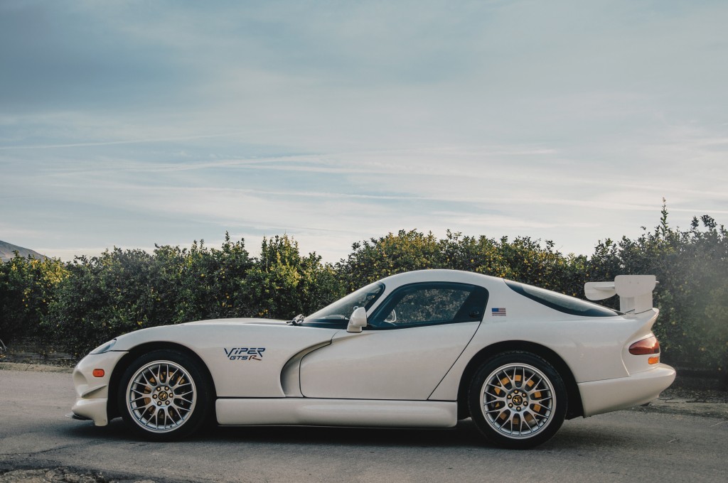 Dodge Viper photo 28