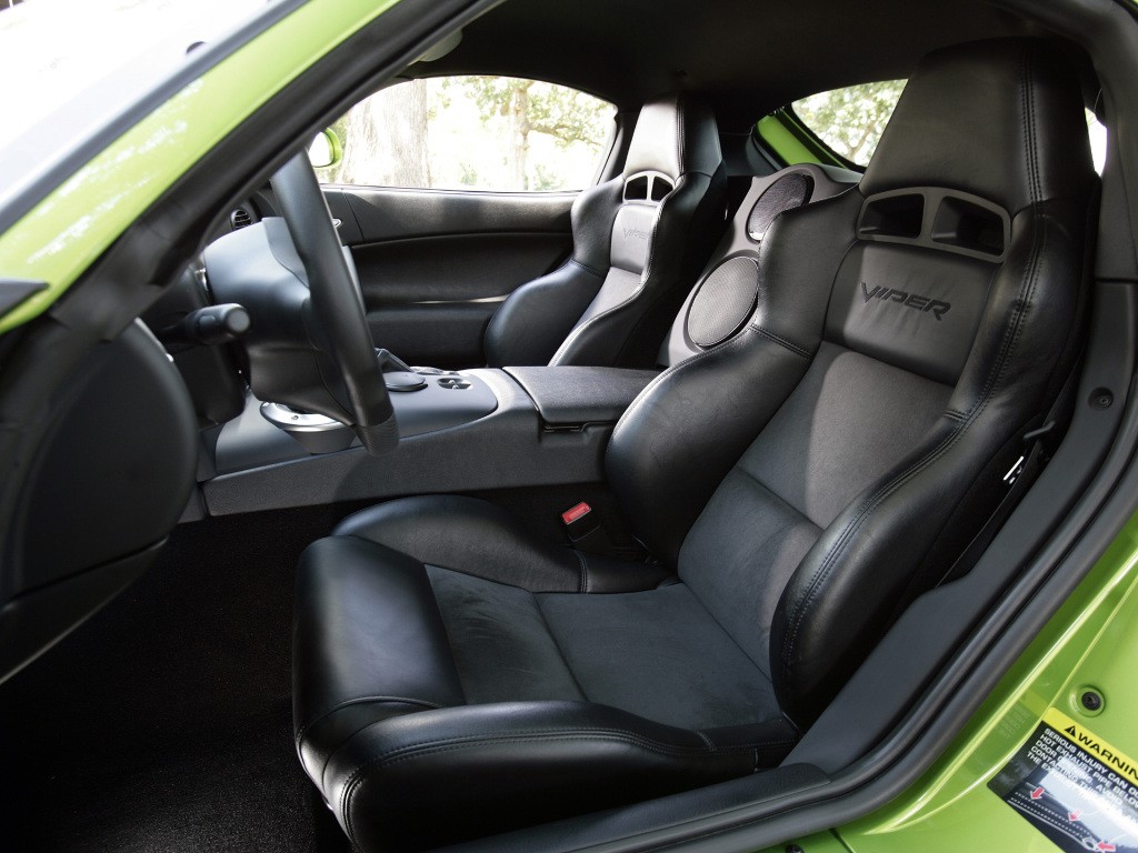 Dodge Viper photo 19