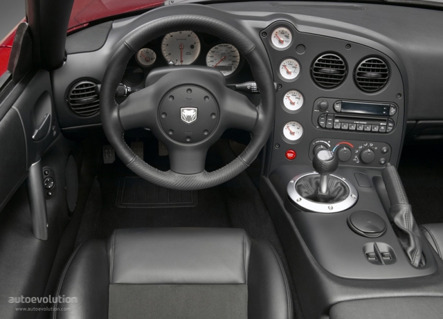 Dodge Viper photo 17