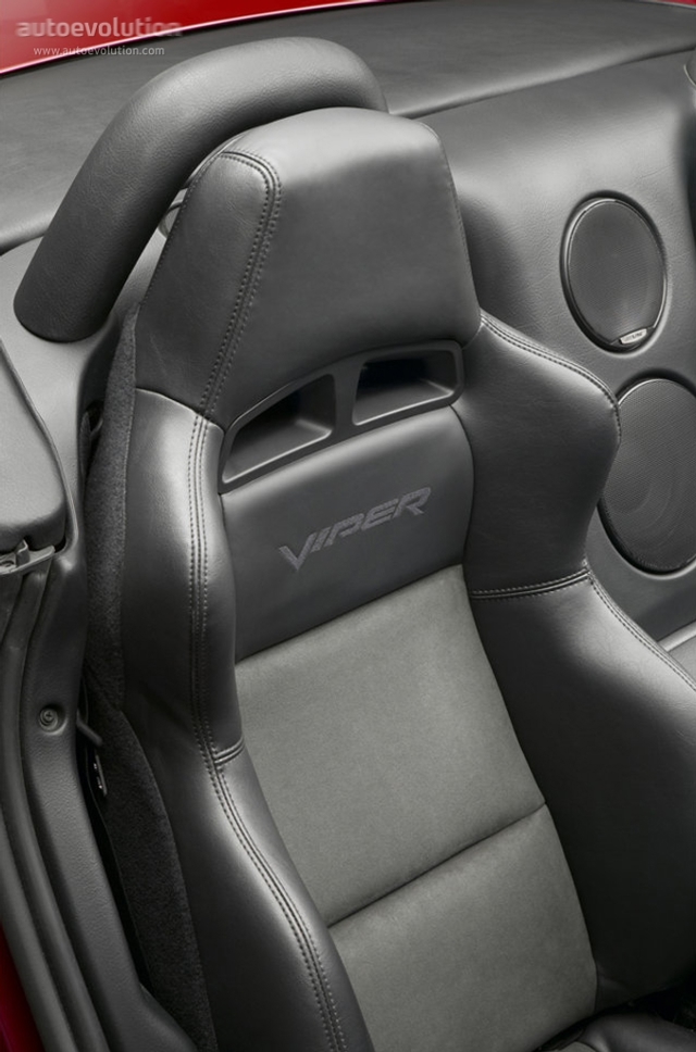 Dodge Viper photo 18