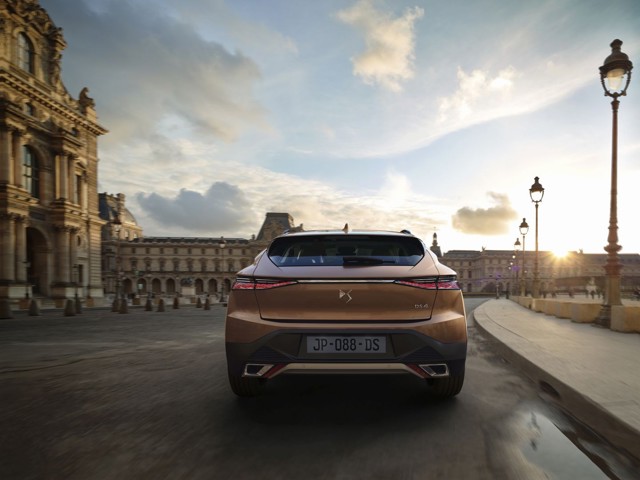 Ds Automobiles Ds 4 foto 2