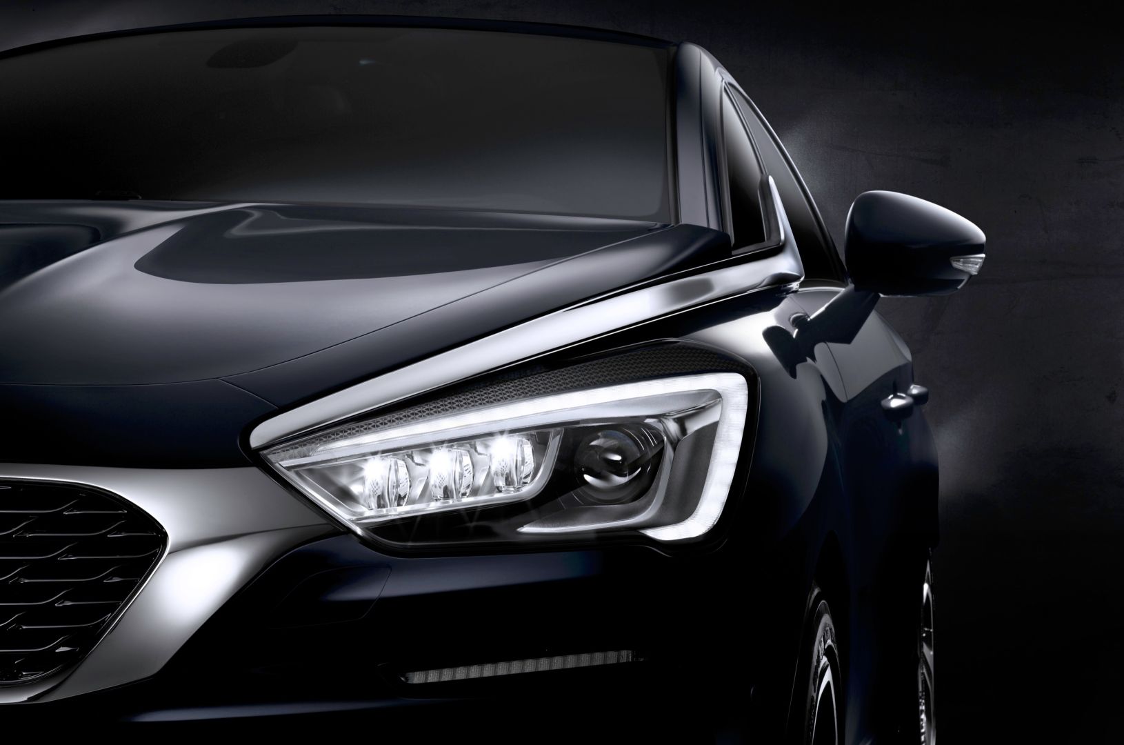 Ds Automobiles Ds 5 photo 4