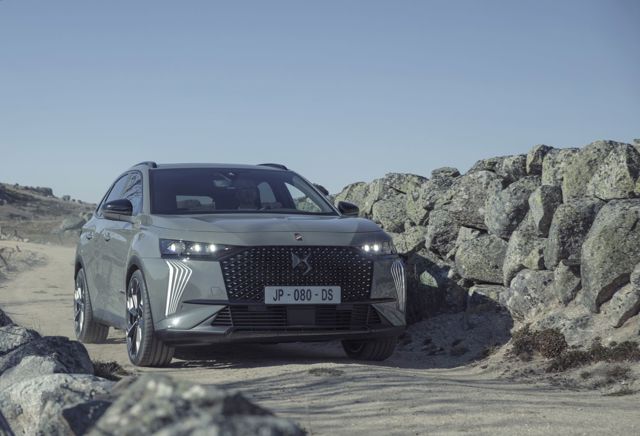 Ds Automobiles Ds 7 foto 2