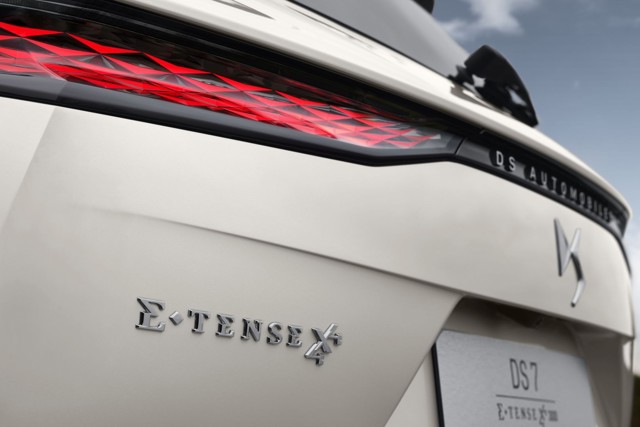 Ds Automobiles Ds 7 foto 14