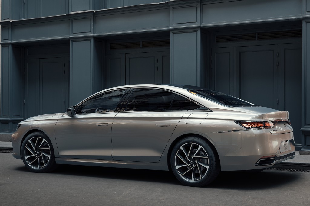 Ds Automobiles Ds 9 photo 7