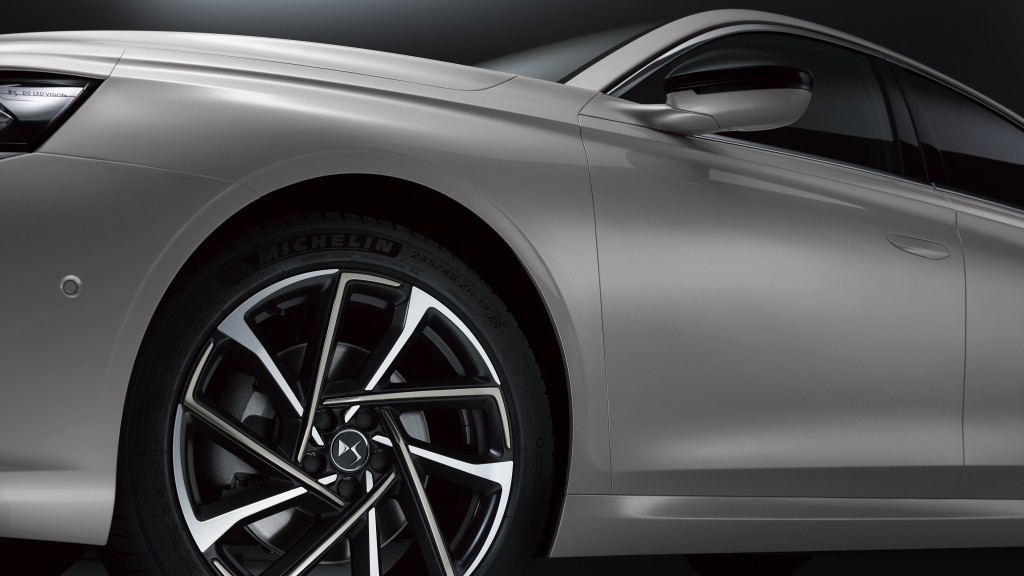 Ds Automobiles Ds 9 photo 15