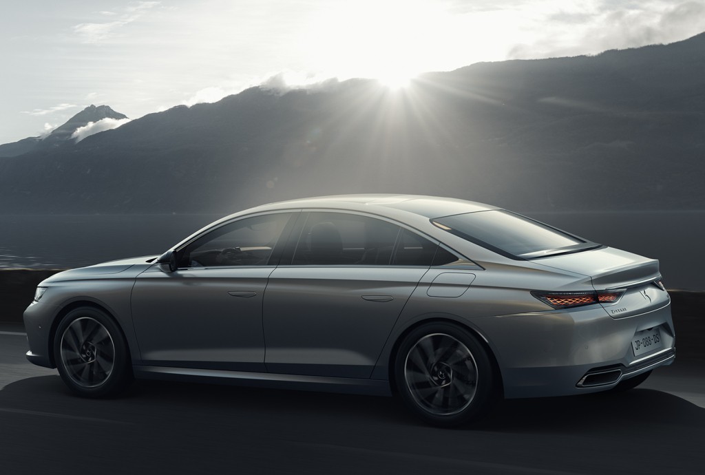 Ds Automobiles Ds 9 photo 26