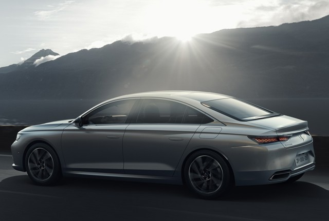 Ds Automobiles Ds 9 Foto 26