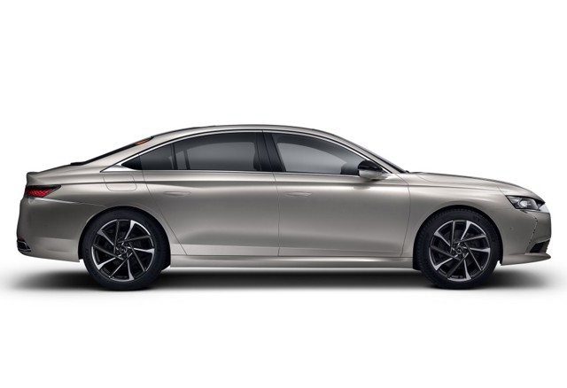 Ds Automobiles Ds 9 Foto 3
