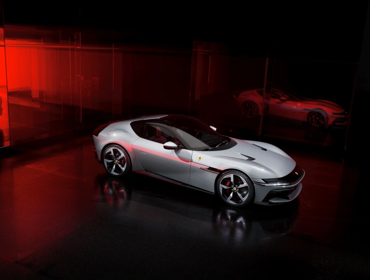 Ferrari 12Cilindri photo 12