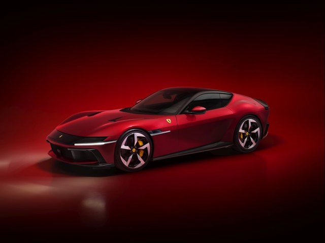 Ferrari 12Cilindri photo 14