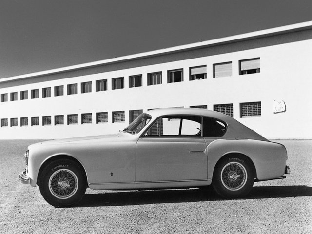 Ferrari 195 photo 24