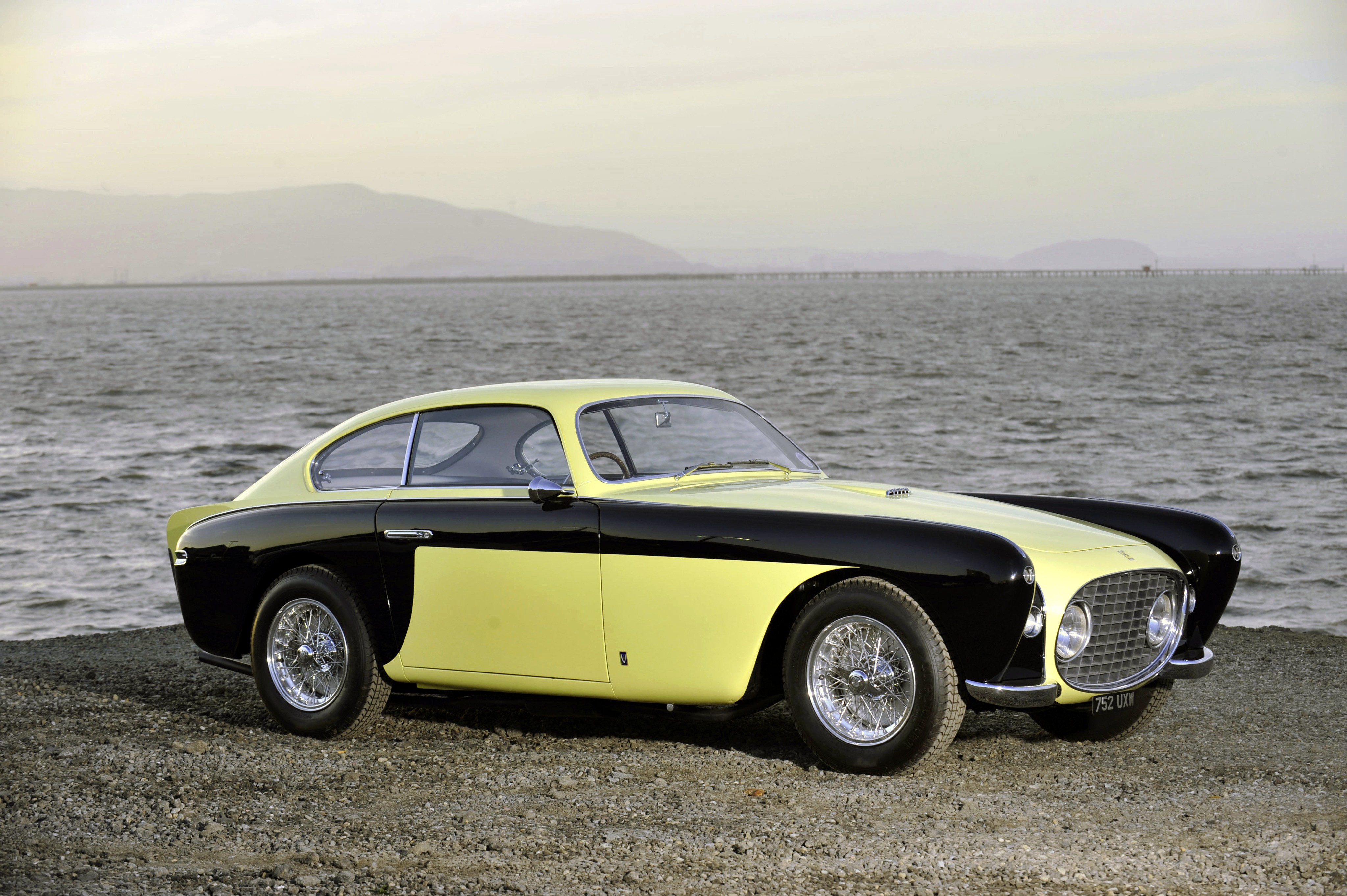 Ferrari 212 photo 38