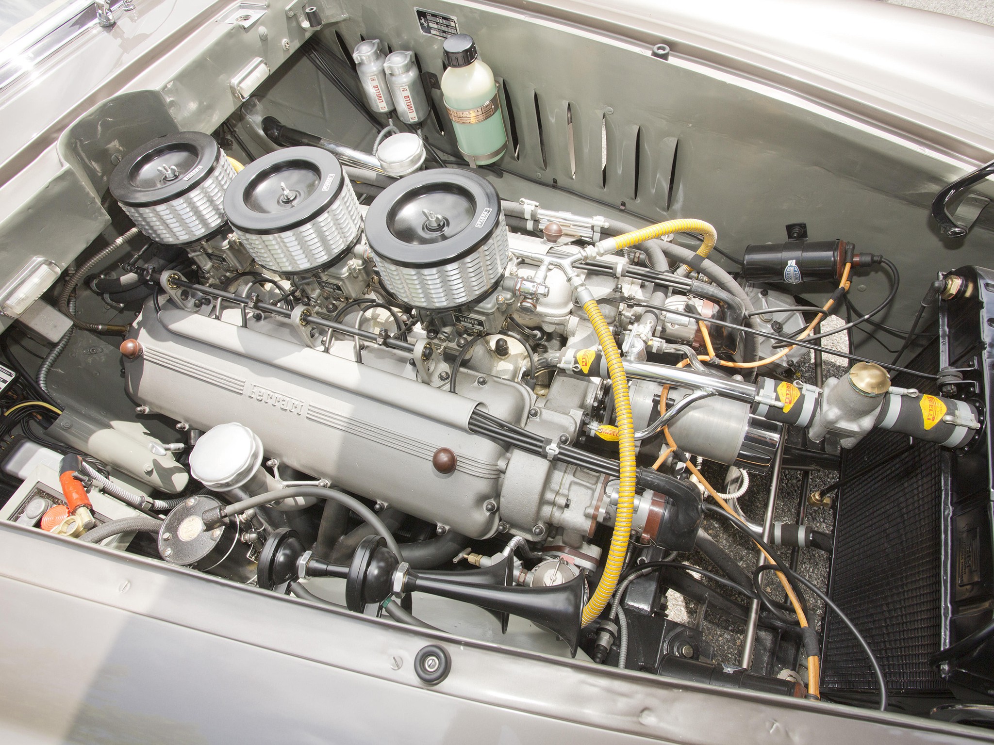 Ferrari 250 photo 46