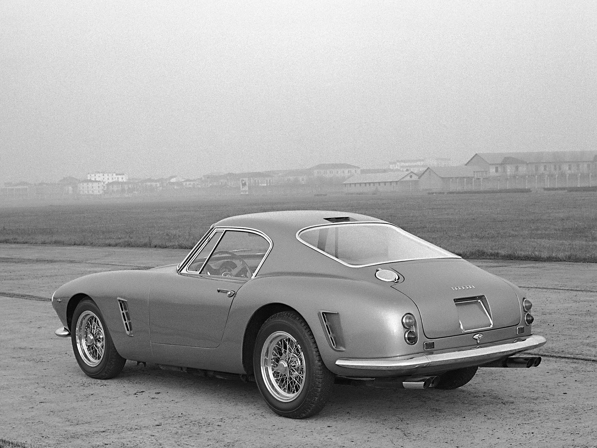 Ferrari 250 photo 9