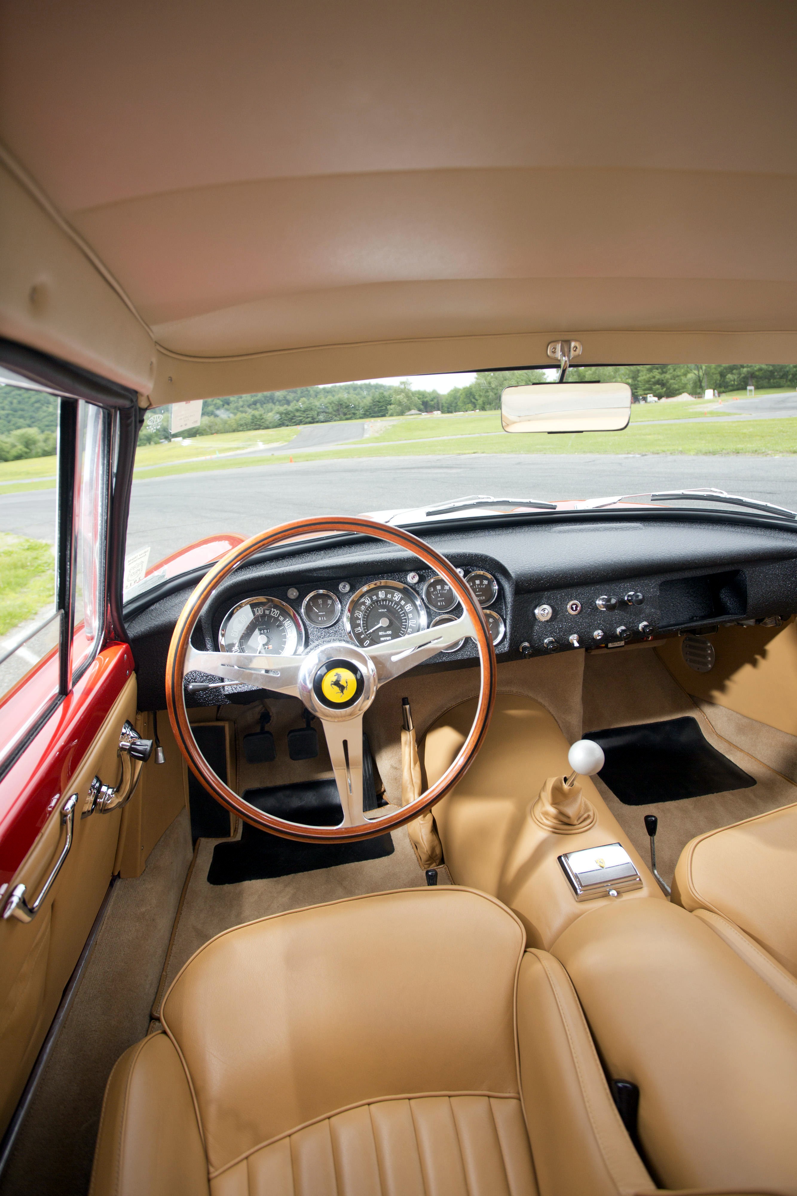 Ferrari 250 photo 69