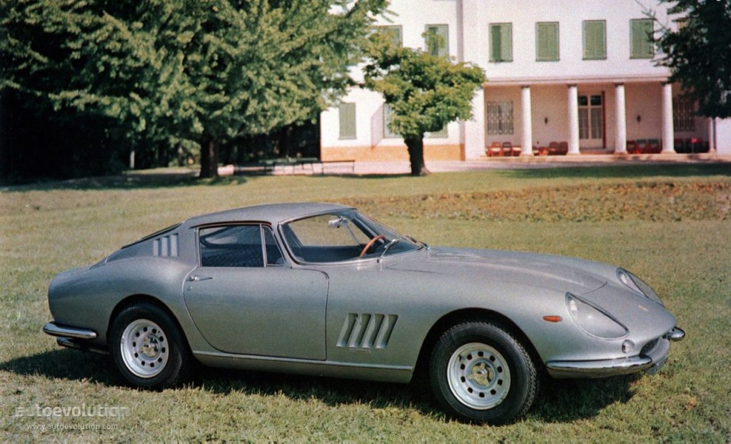 FERRARI 275
