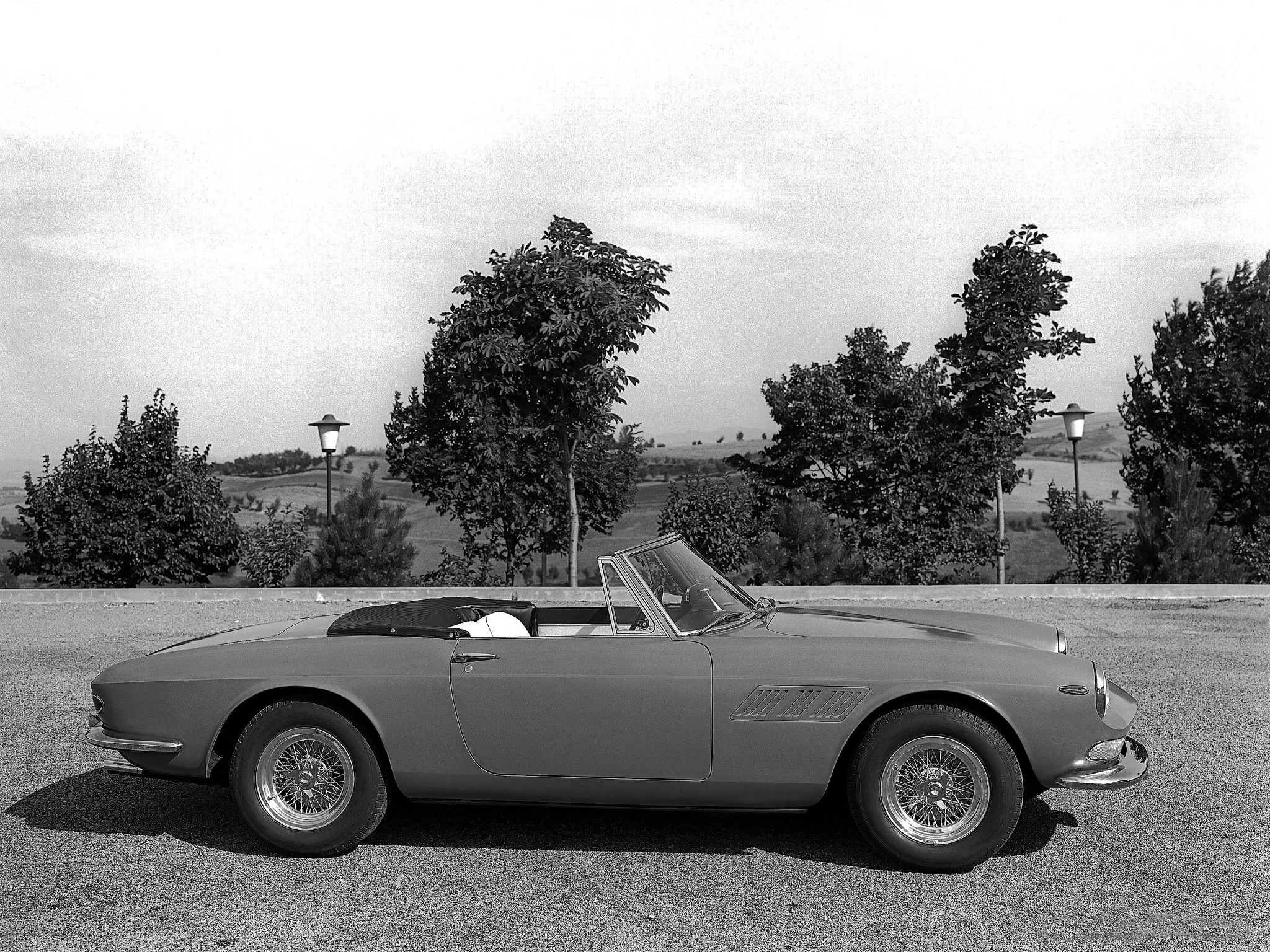 Ferrari 275 photo 14