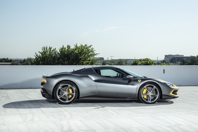 Ferrari 296 Gtb photo 11