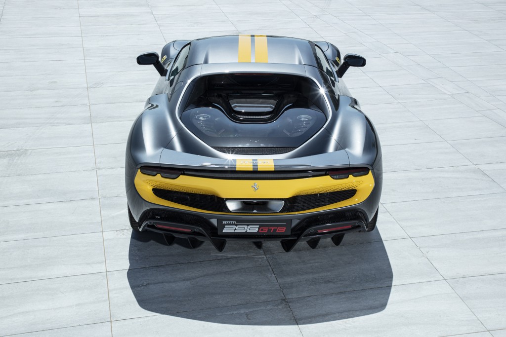 Ferrari 296 Gtb photo 16