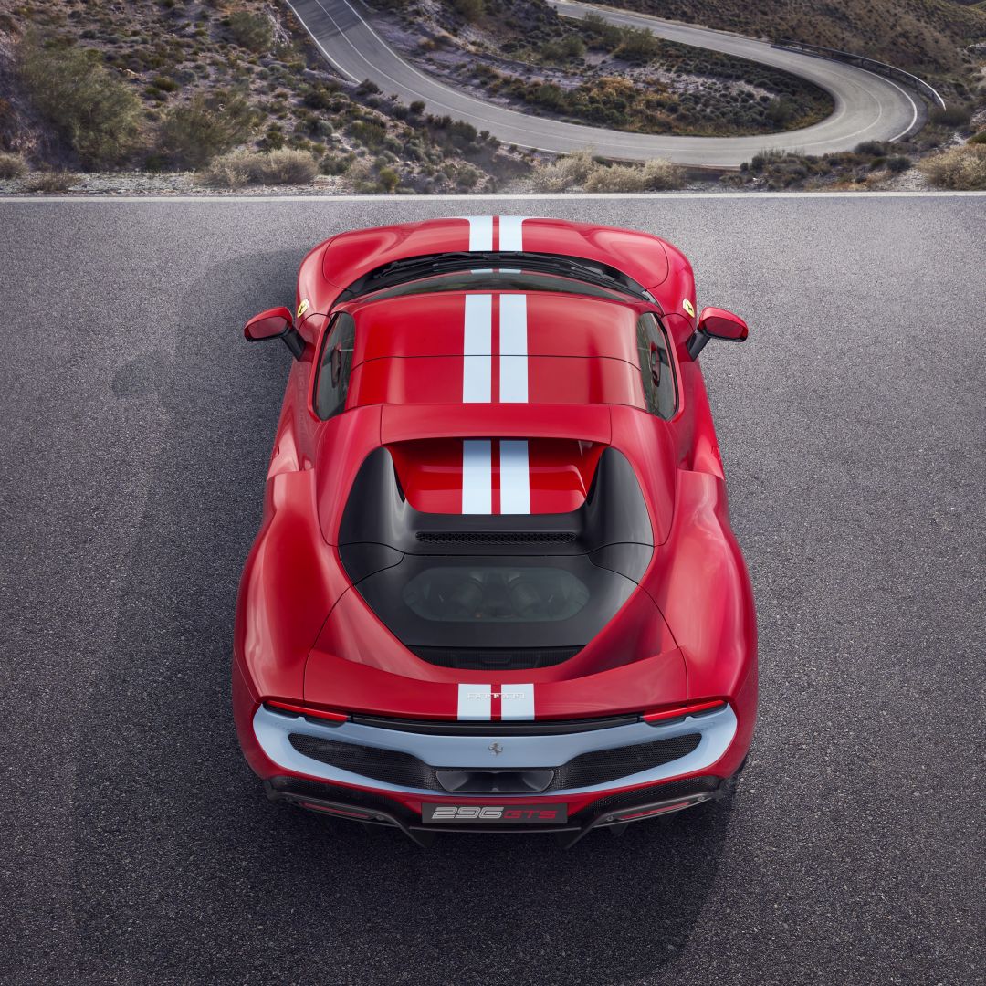 Ferrari 296 Gts photo 8