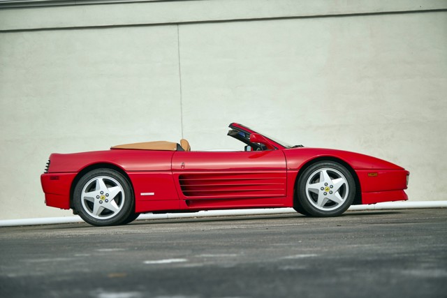 Ferrari 348 Spider photo 17