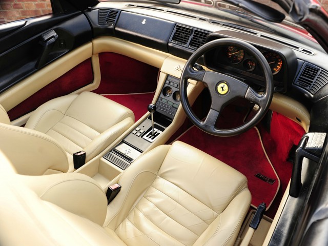 Ferrari 348 photo 16
