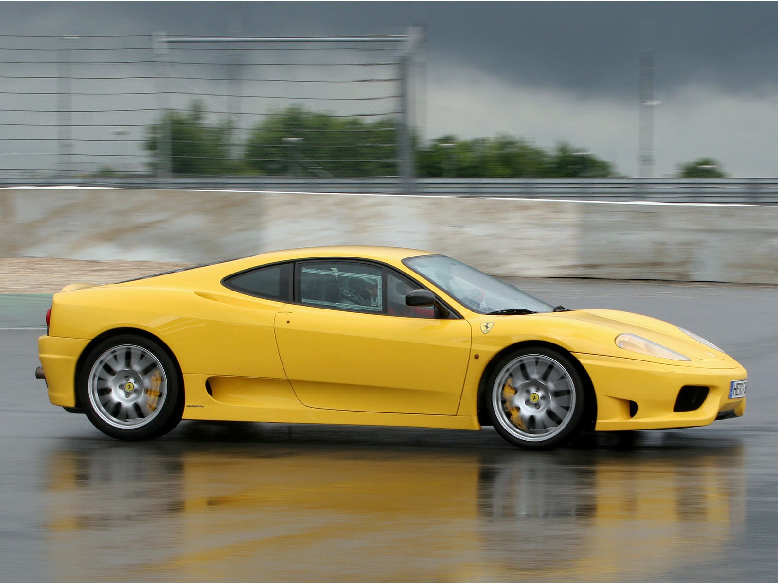 Ferrari 360 Challenge Stradale photo 23
