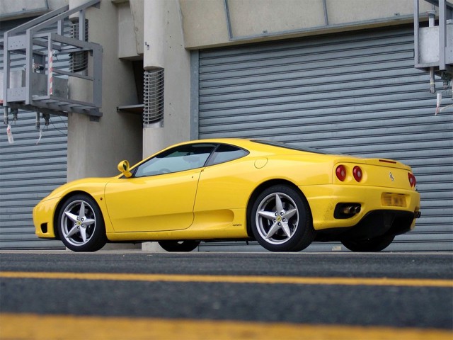 Ferrari 360 Modena photo 17